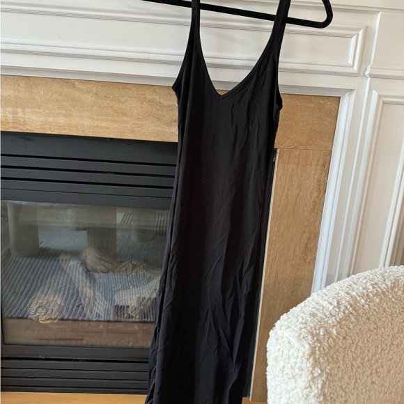 Aritzia Wilfred free black bodycon midi dress in size small - Picture 2 of 6